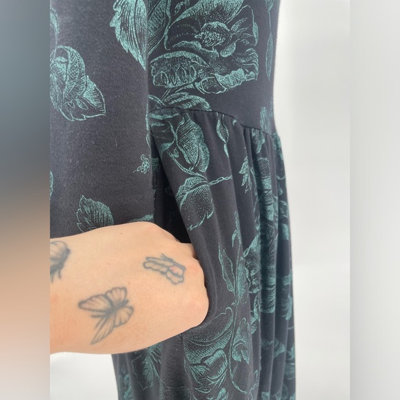 Vintage Timely Trends 3/4 Sleeve Black Floral Fit & Flare Dress - Picture 7 of 14